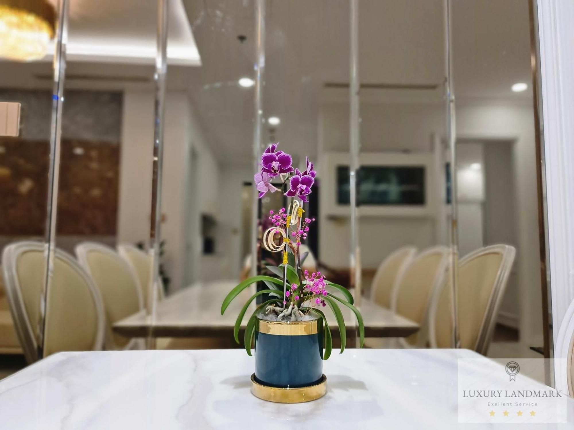 Sky Park - Vinhomes Central Park 4*