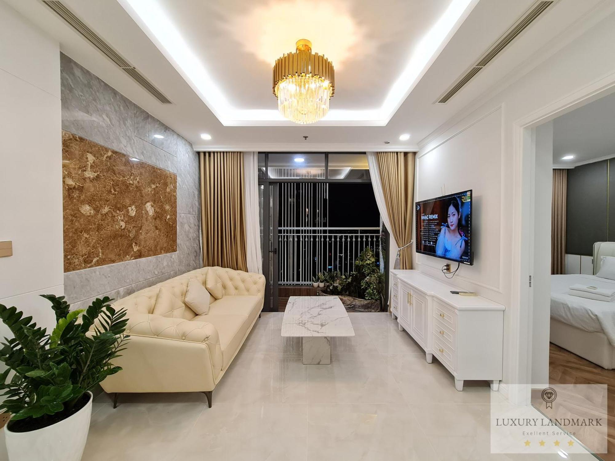 Sky Park - Vinhomes Central Park 4* TP. Hồ Chí Minh